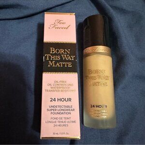 Too Faced Born This Way matte foundation - Almond